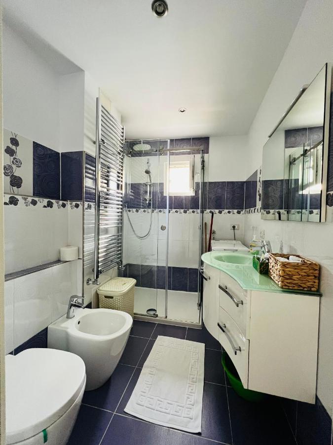 Denis Apartament Turda Exteriör bild